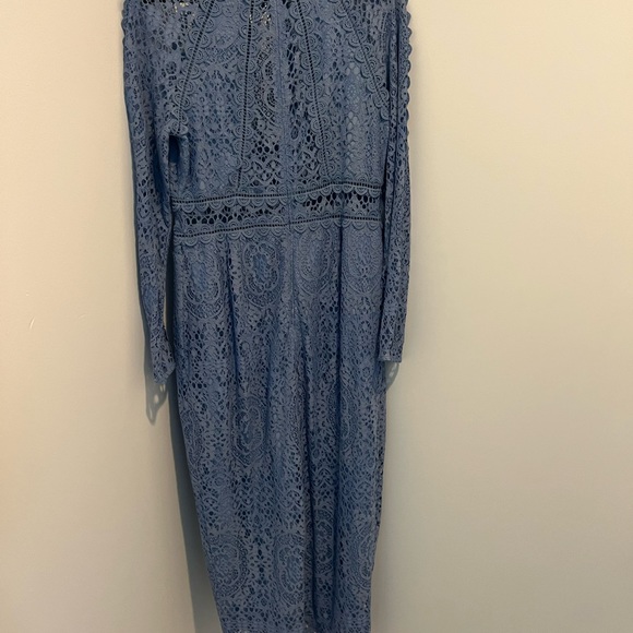 Light Blue Lace dress - Picture 2 of 7